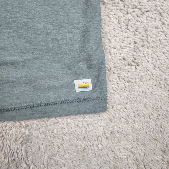 Vuori Mens Strato Tech Tee Size Extra Large XL Dream Knit Pullover V126 Green US - Picture 3 of 6